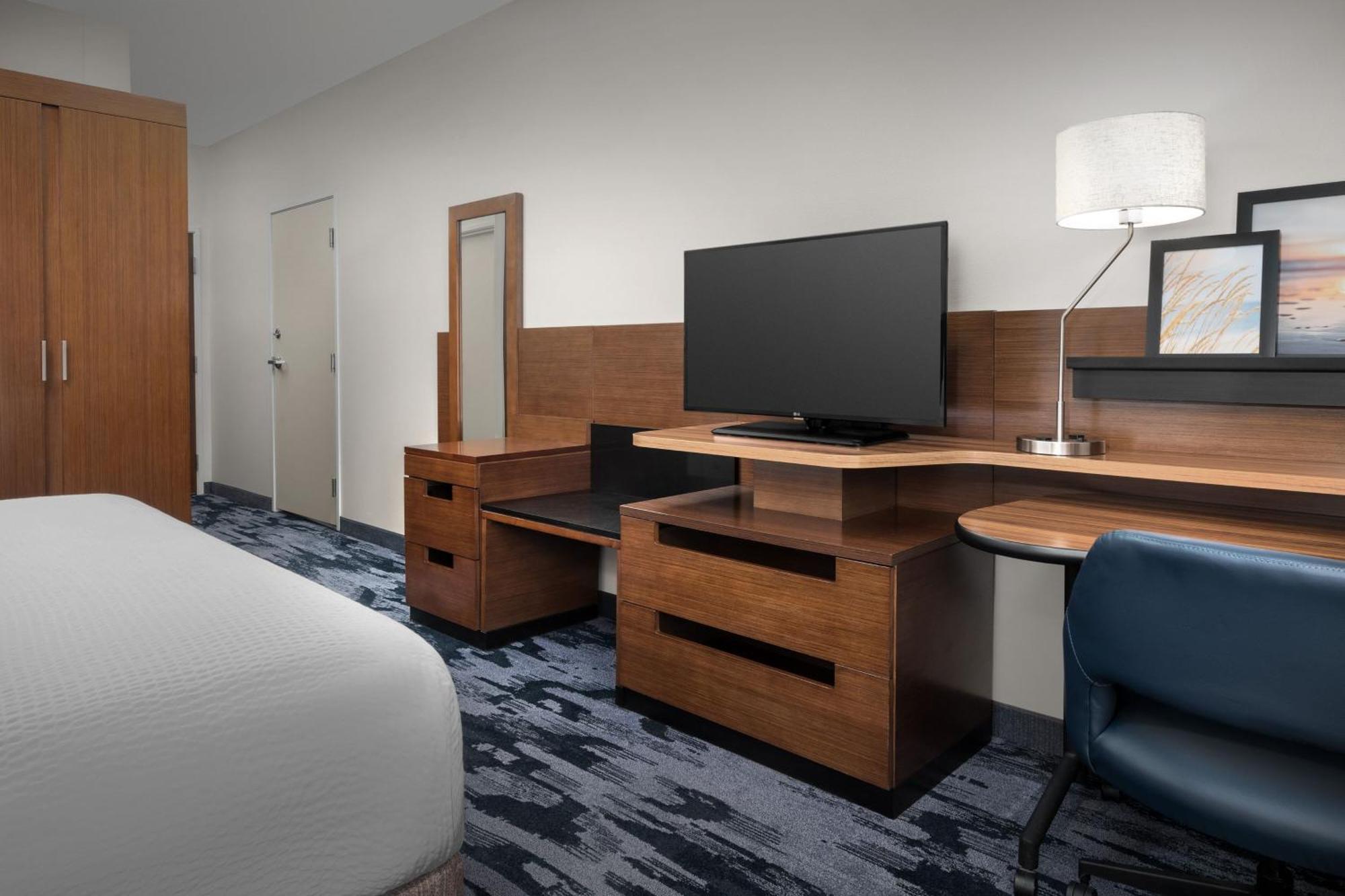 Fairfield Inn & Suites By Marriott Panama City Beach Upper Grand Lagoon Esterno foto